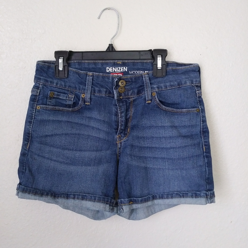90's style cuff Denizen Levi's jean shorts size 2